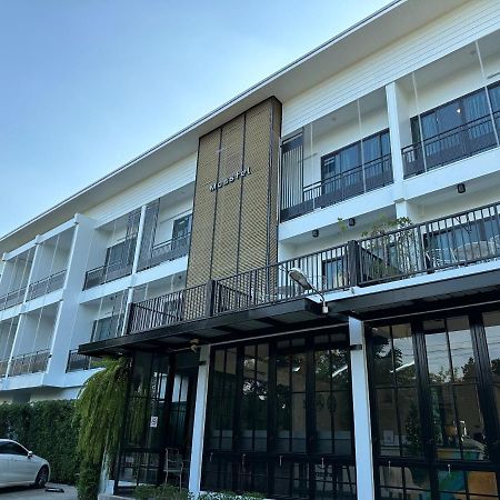 Hotel Mosstel Phitsanulok Esterno foto