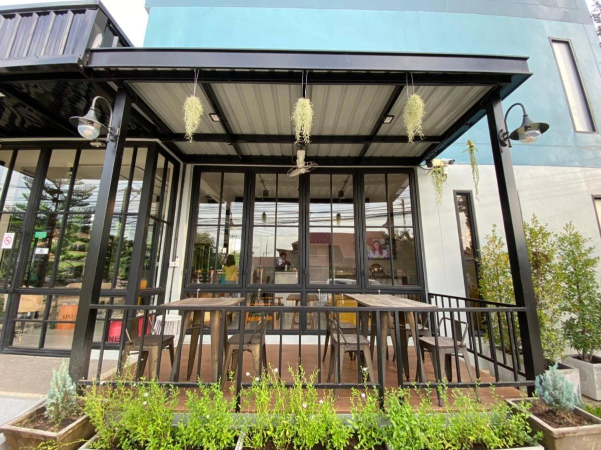 Hotel Mosstel Phitsanulok Esterno foto