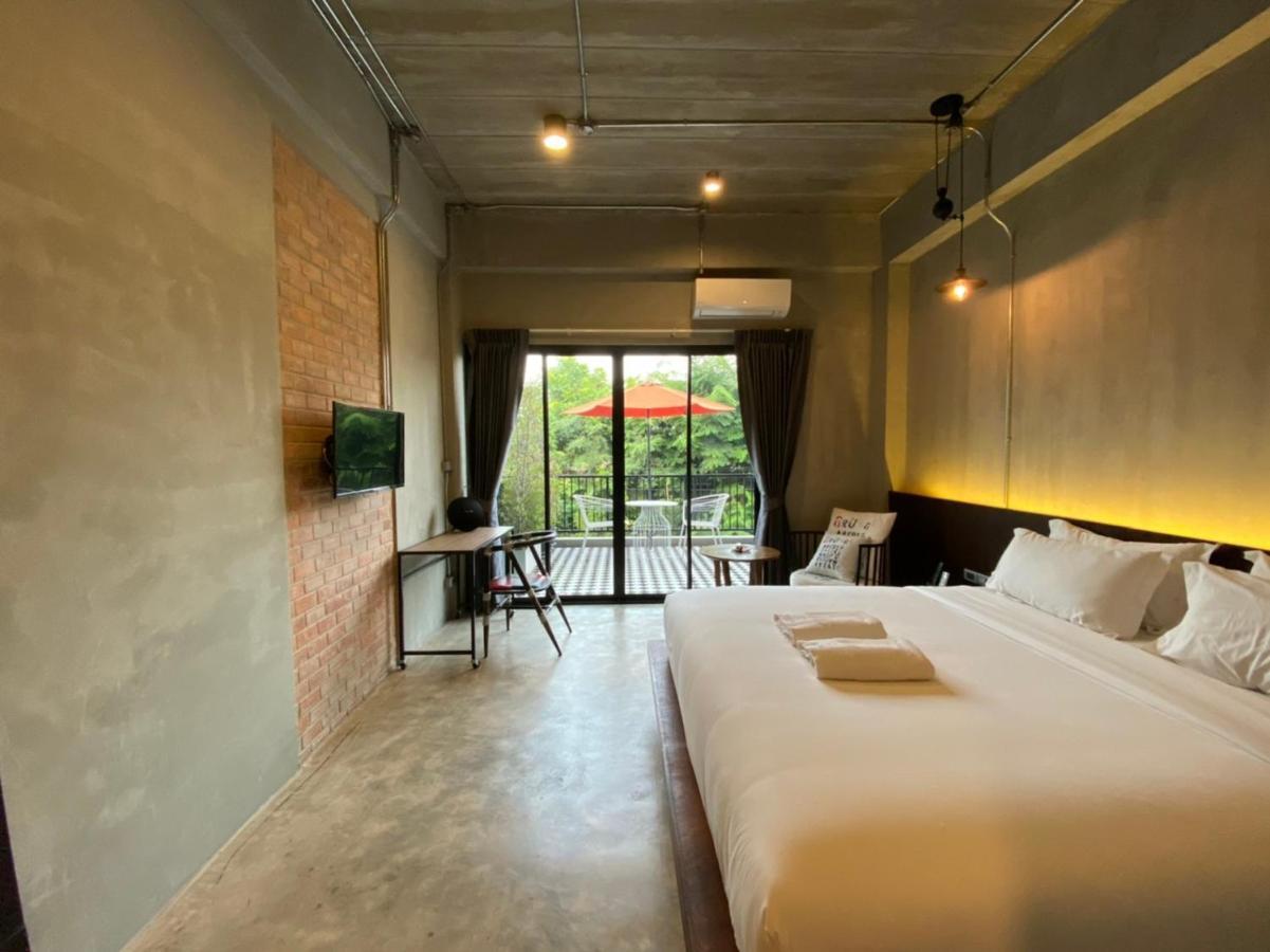 Hotel Mosstel Phitsanulok Esterno foto